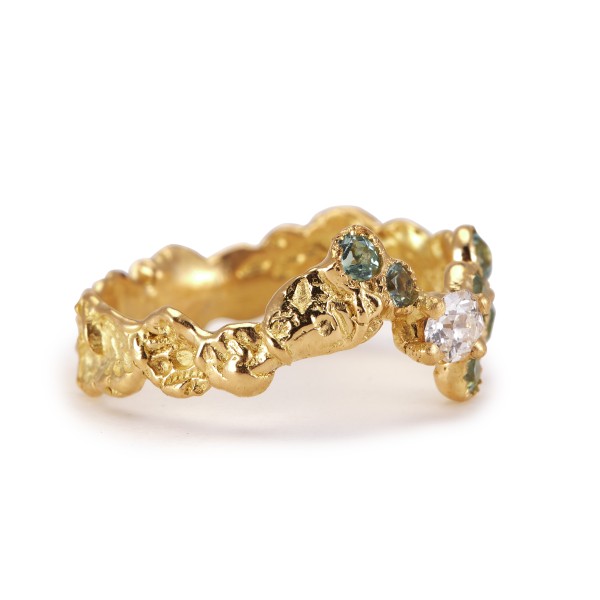 glimpses of paradise ring 18 Carat yellow gold and diamonds and tourmaline