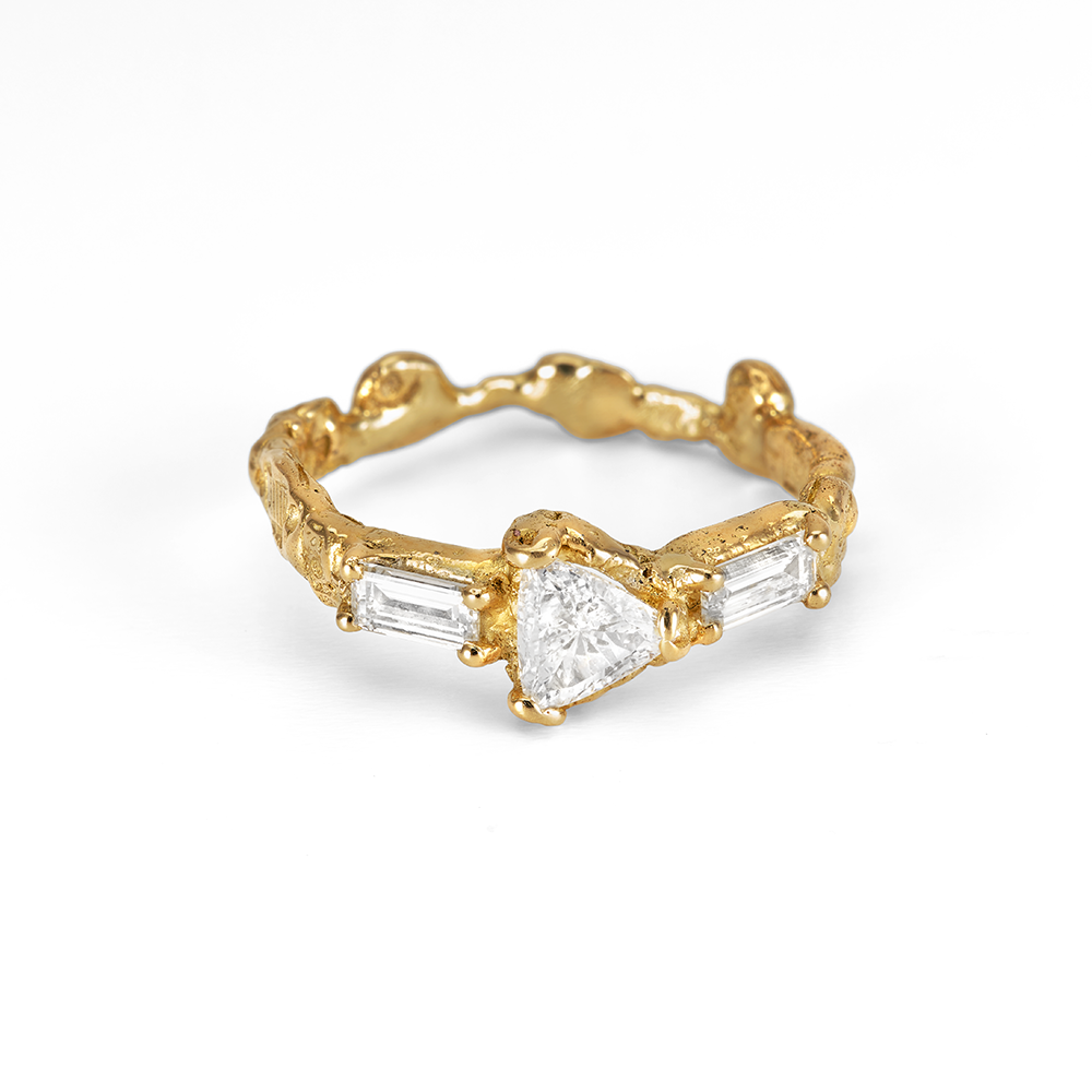 Bague Traine lumineuse Anais Rheiner bijouterie fabrication francaise or jaune et diamants